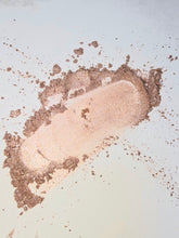 Load image into Gallery viewer, Champagne Pop Highlighter