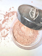 Load image into Gallery viewer, Champagne Pop Highlighter